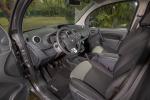 Nissan NV250 L2 Van 2019 года (EU)